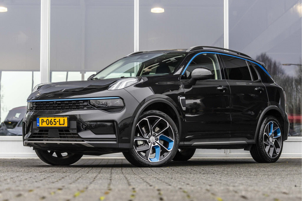 Lynk & Co 01 (P065LJ) met abonnement