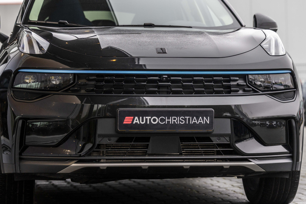 Lynk & Co 01 (P065LJ) met abonnement