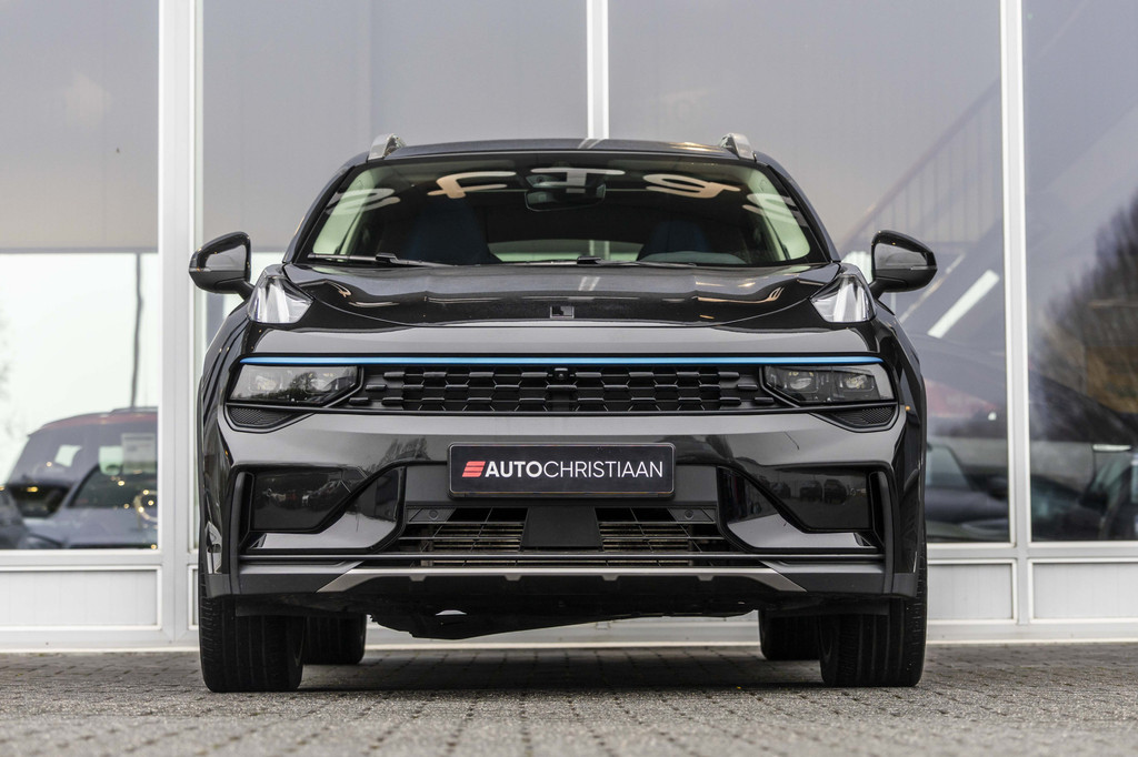 Lynk & Co 01 (P065LJ) met abonnement