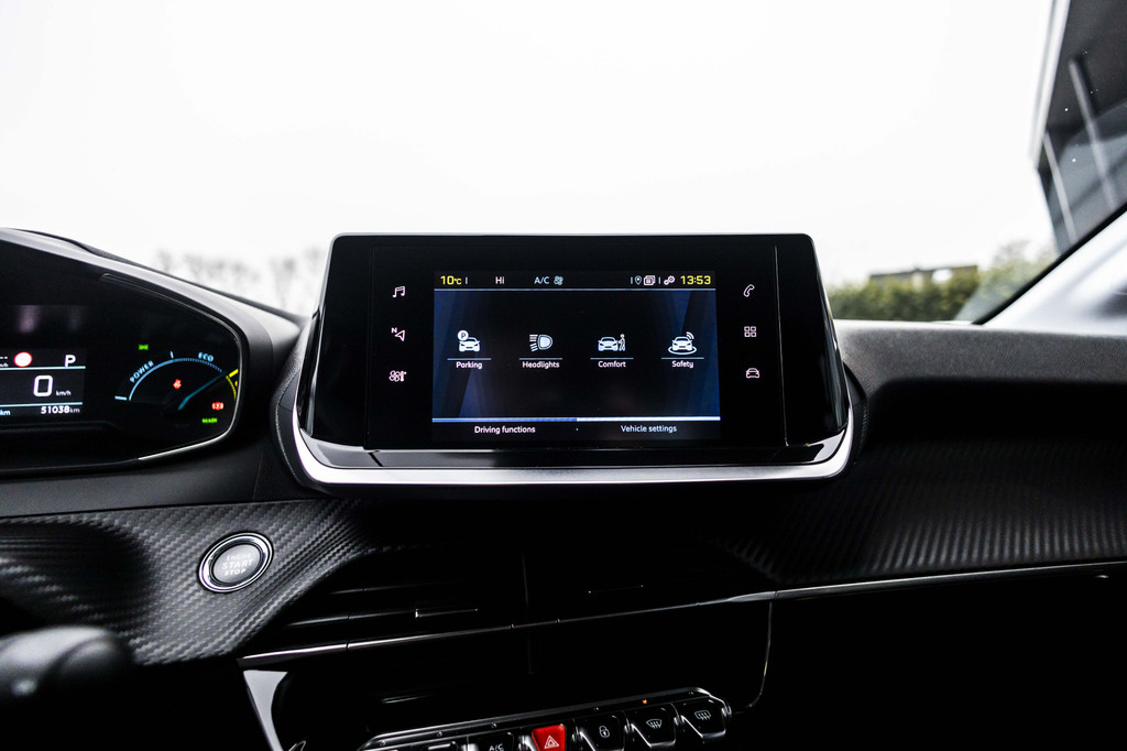 Peugeot e-208 (S121SN) met abonnement