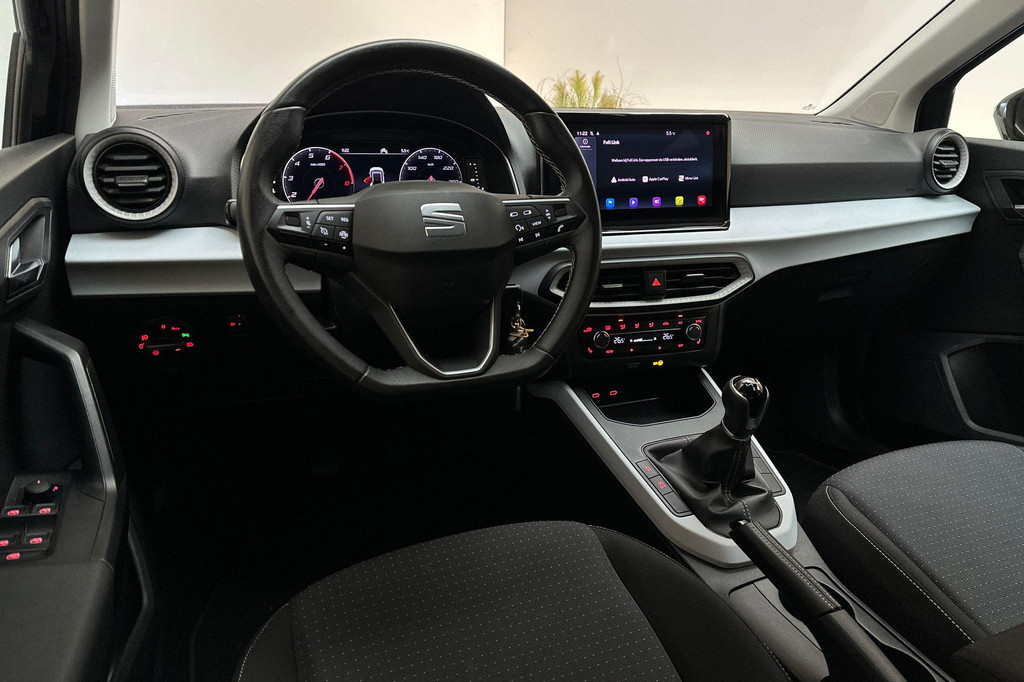 Seat Arona (S332JG) met abonnement