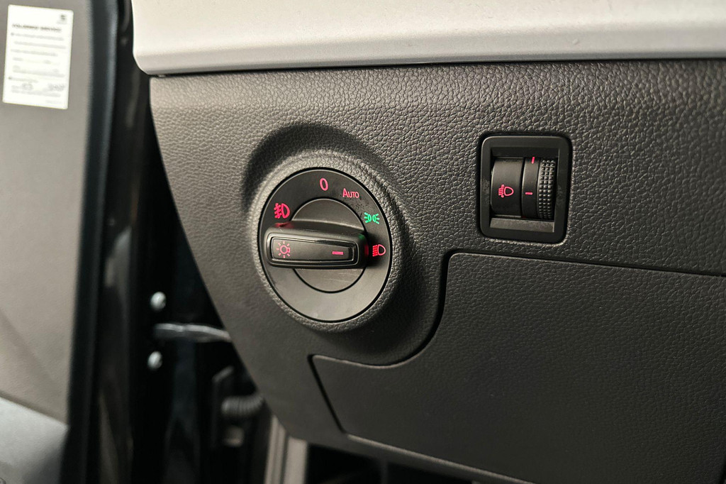 Seat Arona (S332JG) met abonnement