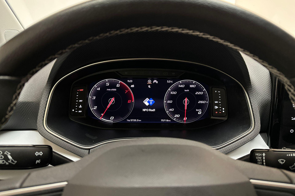 Seat Arona (S332JG) met abonnement