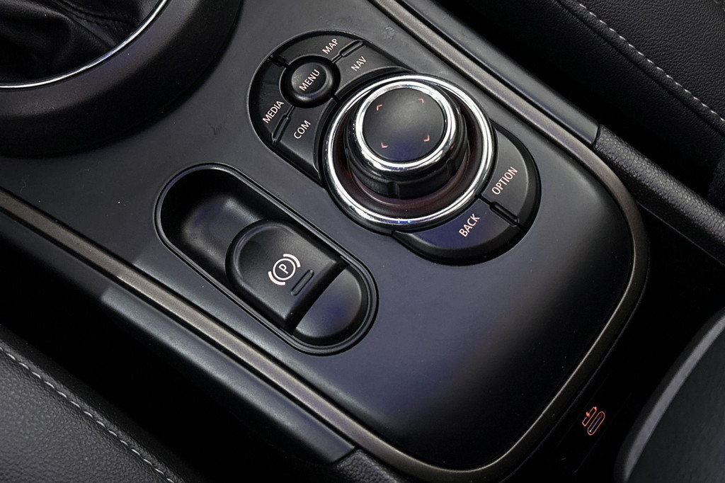 MINI Countryman (JVT72L) met abonnement