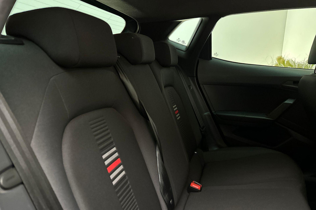 Seat Ibiza (K240KZ) met abonnement