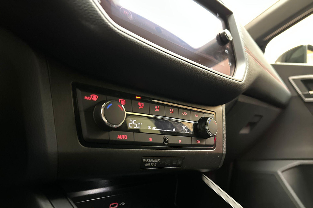 Seat Ibiza (K240KZ) met abonnement