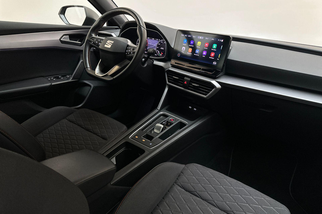 Seat Leon (R327NZ) met abonnement