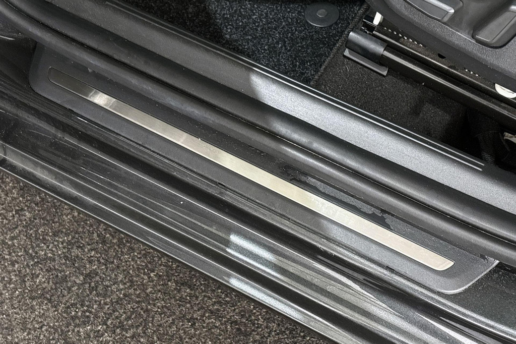 Kia Niro (S664JF) met abonnement