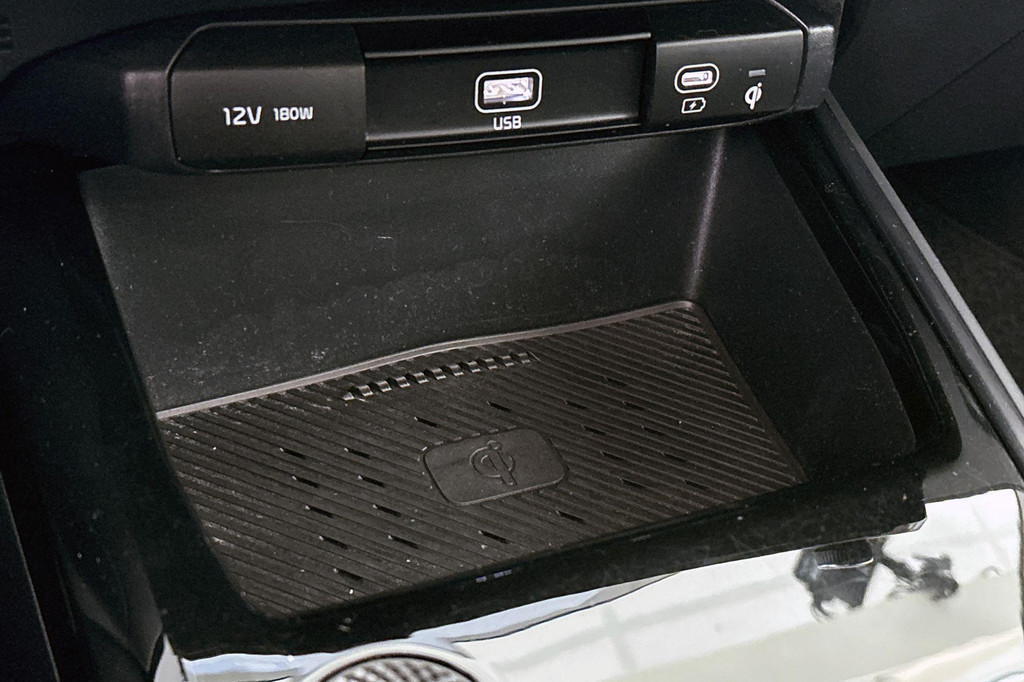 Kia Niro (S664JF) met abonnement