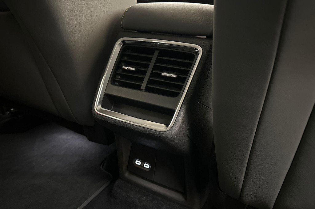 ŠKODA ENYAQ iV (L727DG) met abonnement