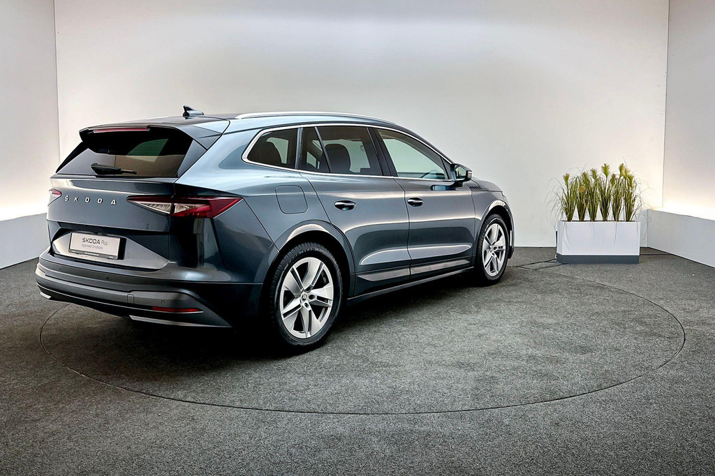 ŠKODA ENYAQ iV (L727DG) met abonnement
