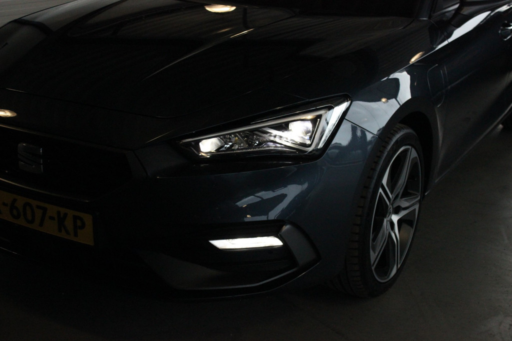 Seat Leon Sportstourer (K607KP) met abonnement