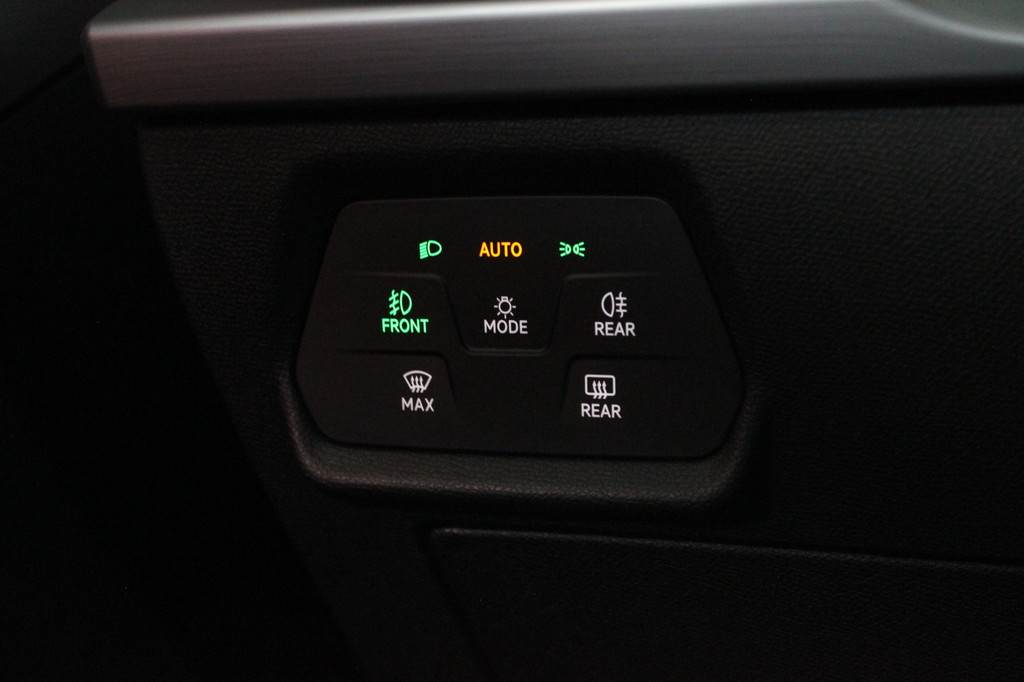 Seat Leon Sportstourer (K607KP) met abonnement