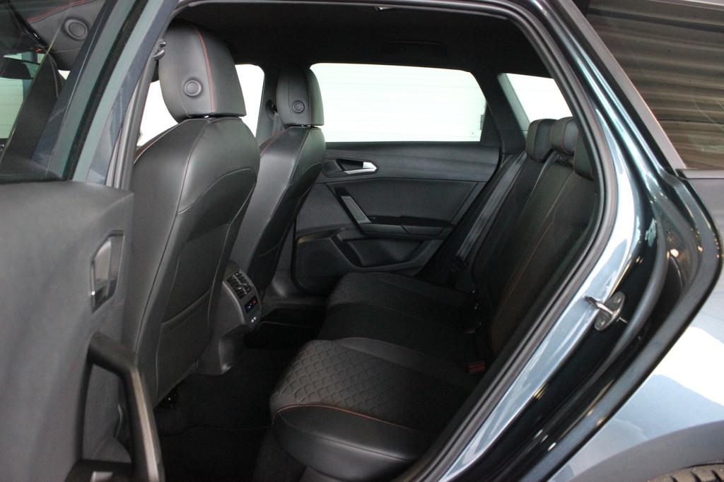 Seat Leon Sportstourer (K607KP) met abonnement