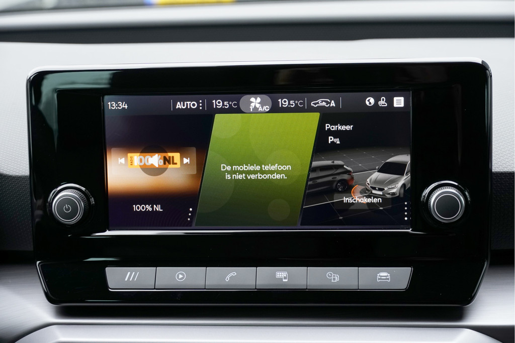 Seat Leon (L443DH) met abonnement