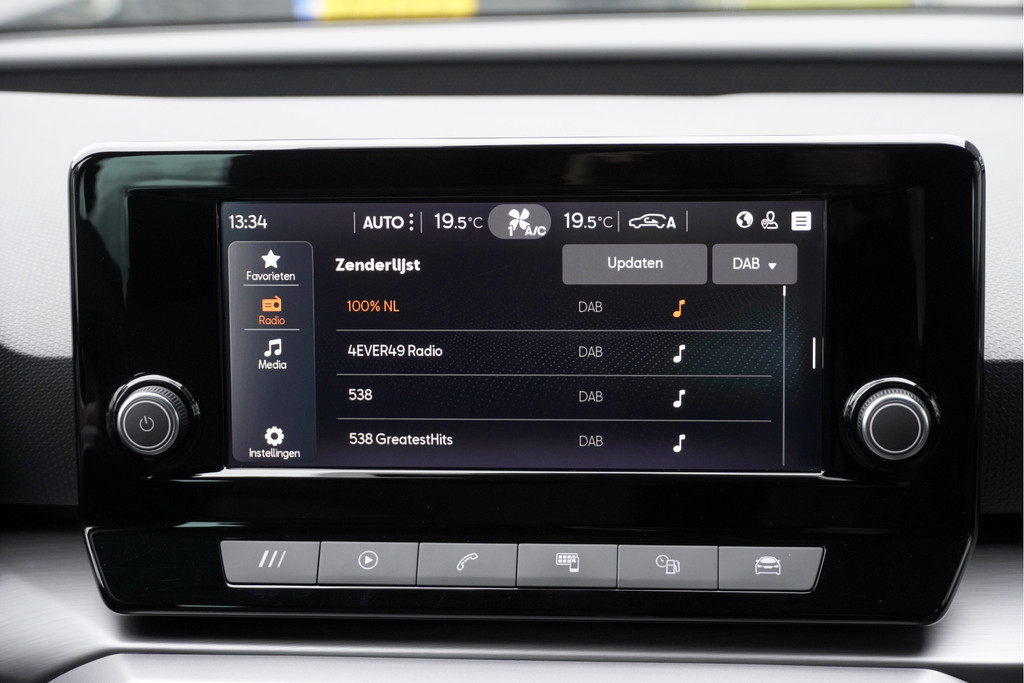 Seat Leon (L443DH) met abonnement