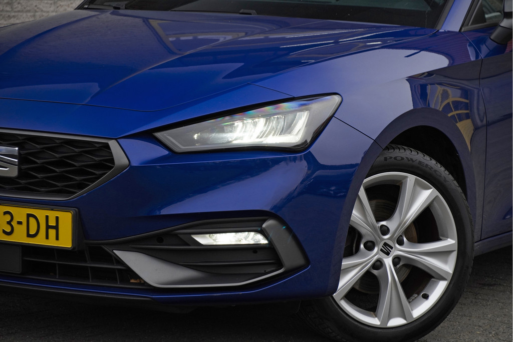 Seat Leon (L443DH) met abonnement