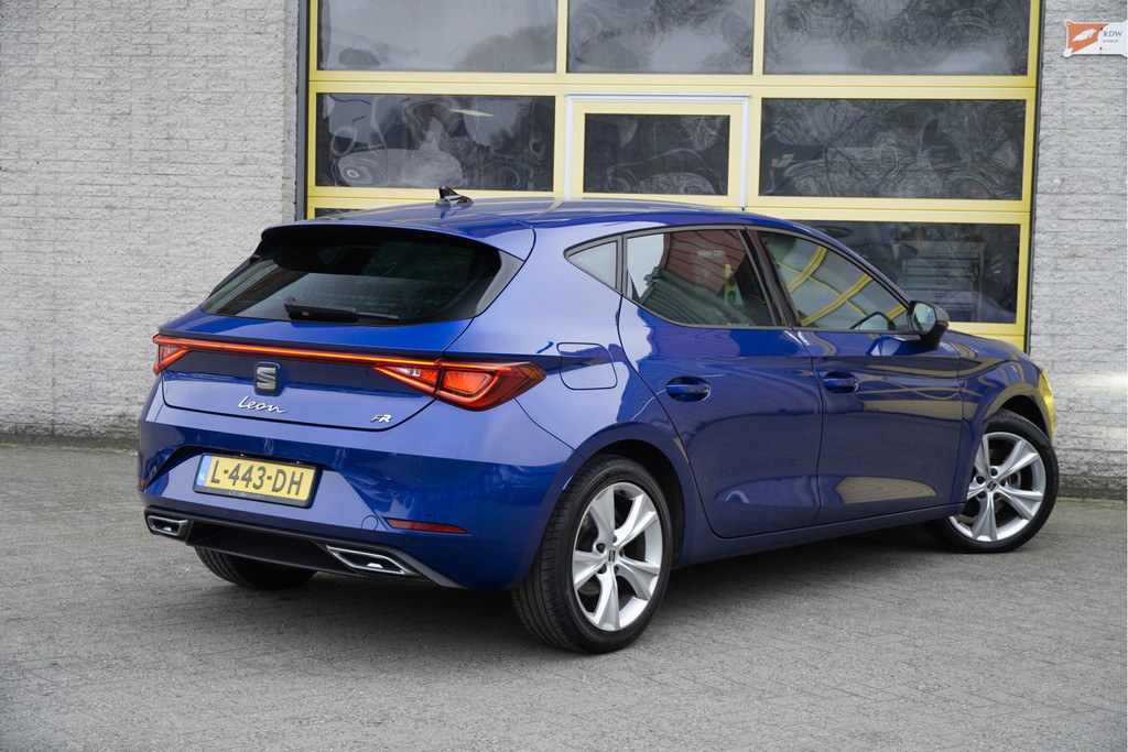Seat Leon (L443DH) met abonnement