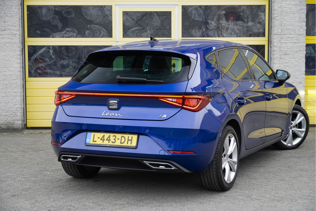 Seat Leon (L443DH) met abonnement