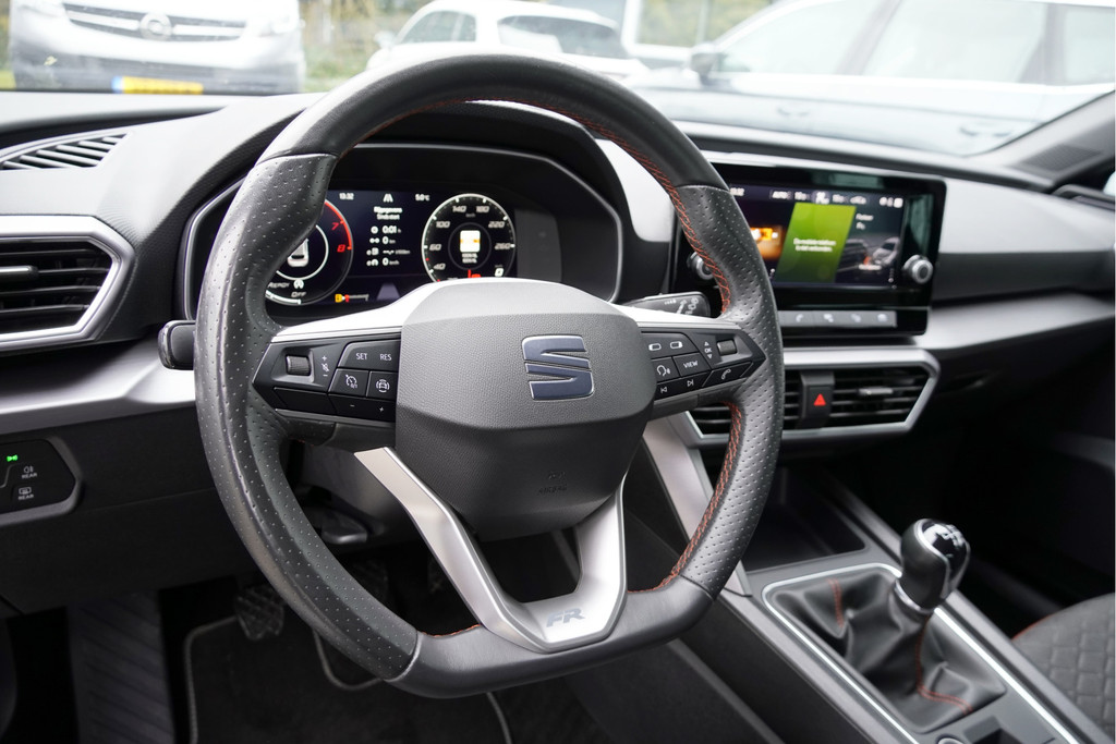 Seat Leon (L443DH) met abonnement