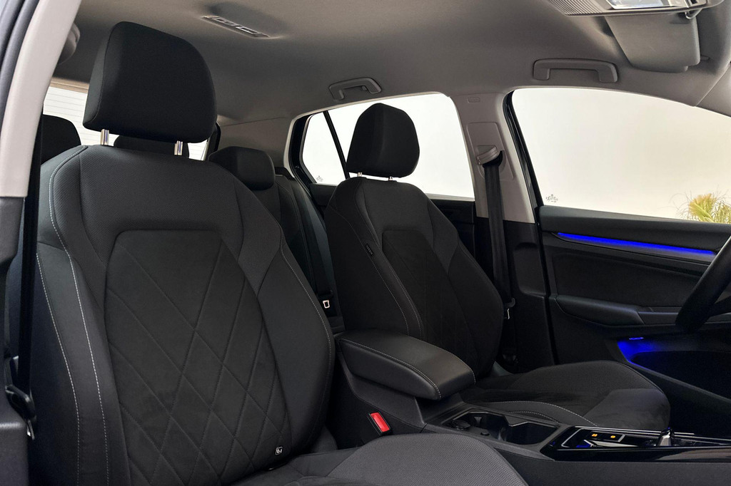 Volkswagen Golf (JXH01Z) met abonnement