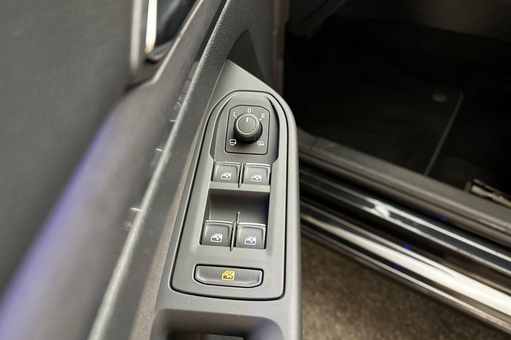 Volkswagen Golf (JXH01Z) met abonnement