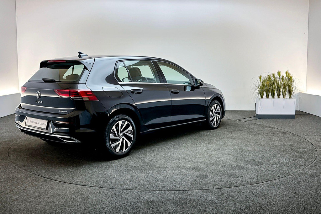 Volkswagen Golf (JXH01Z) met abonnement