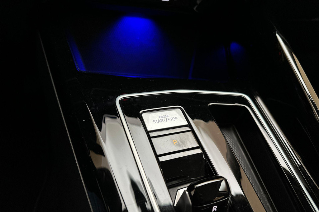 Volkswagen Golf (JXH01Z) met abonnement