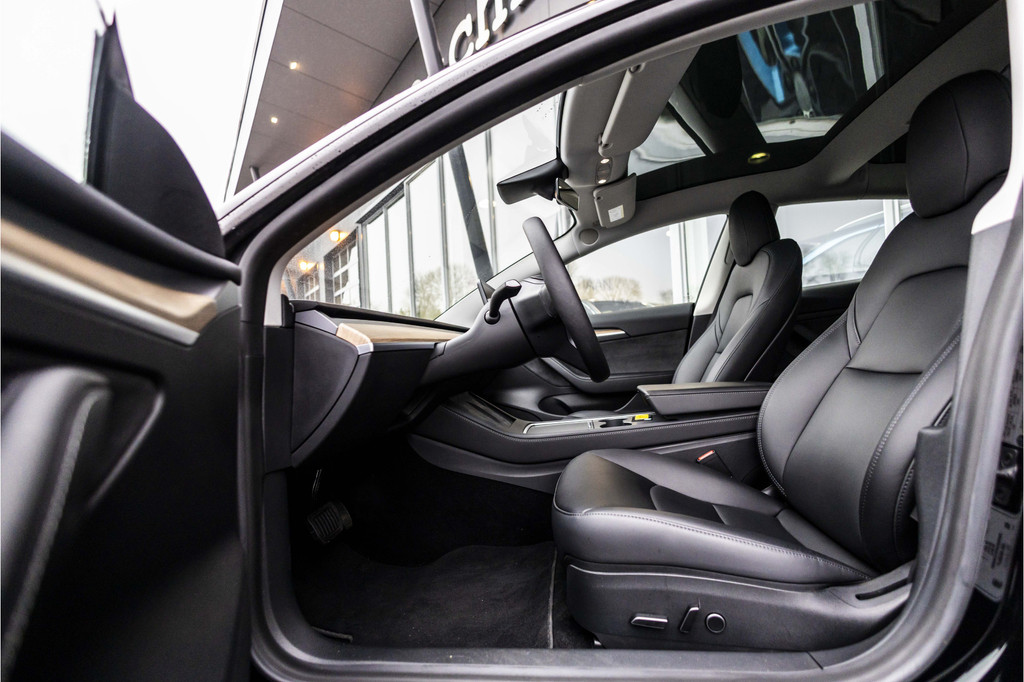 Tesla Model 3 (JVF96J) met abonnement