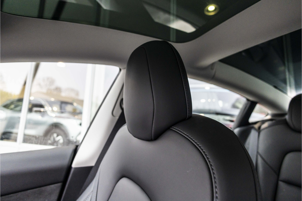 Tesla Model 3 (JVF96J) met abonnement