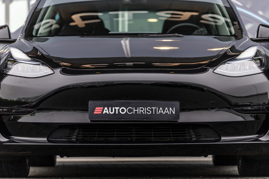 Tesla Model 3 (JVF96J) met abonnement