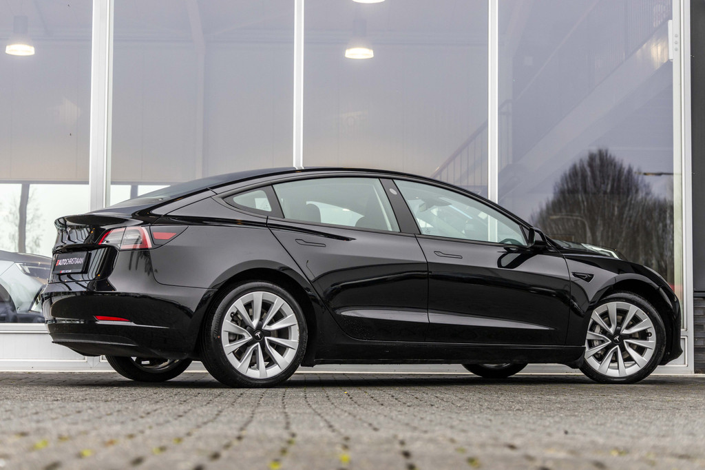 Tesla Model 3 (JVF96J) met abonnement