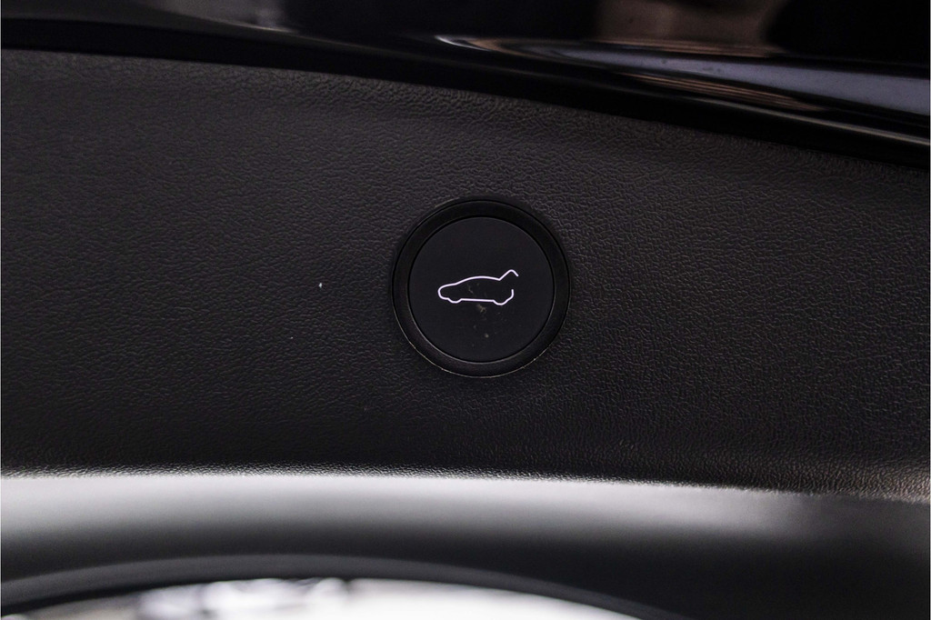 Tesla Model 3 (JVF96J) met abonnement