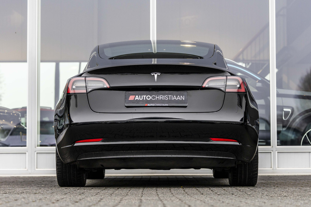 Tesla Model 3 (JVF96J) met abonnement