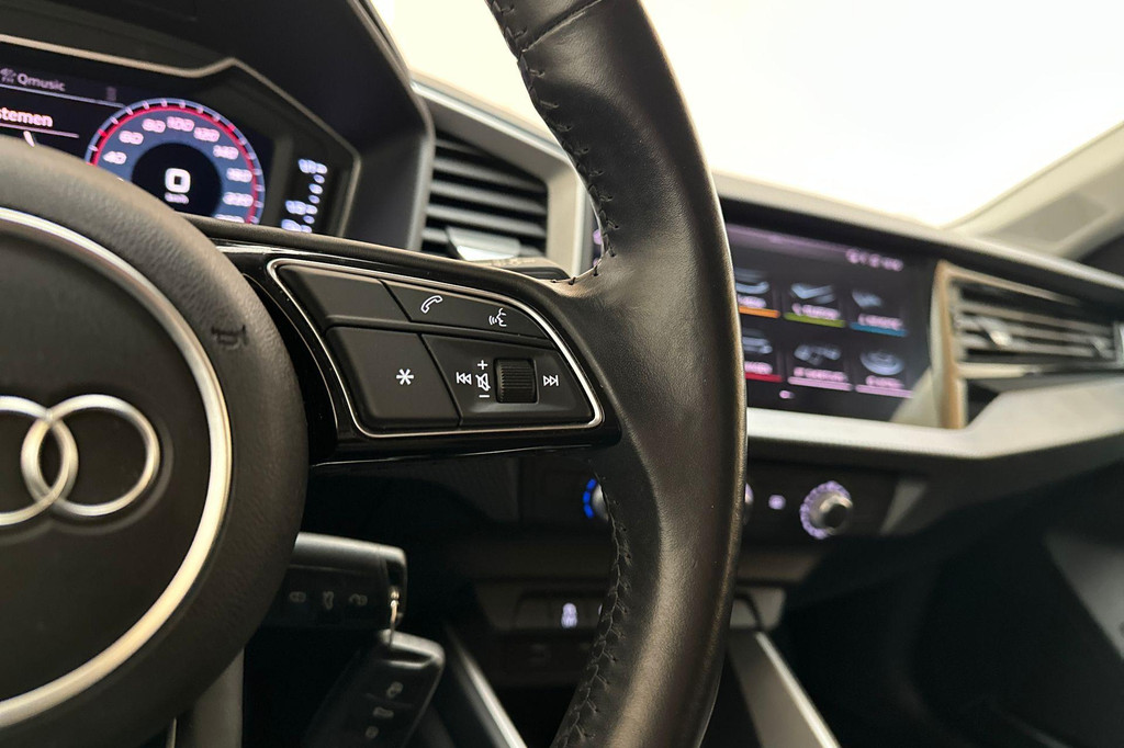 Audi A1 (J799JP) met abonnement