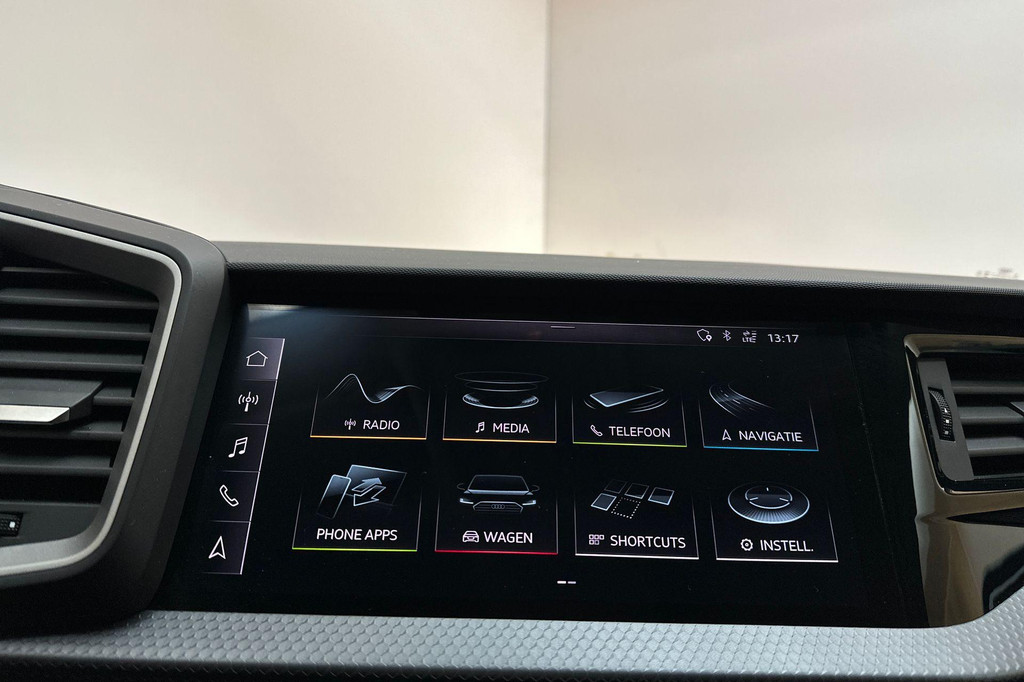 Audi A1 (J799JP) met abonnement