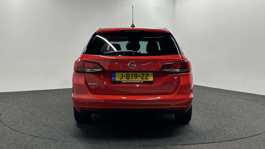 Opel Astra (J819ZZ) met abonnement
