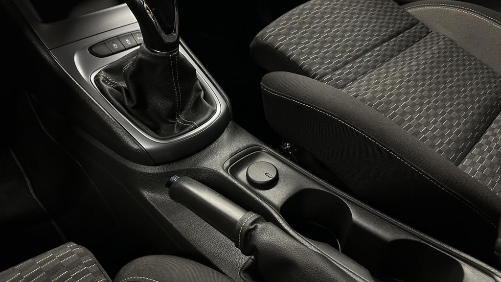 Opel Astra (J819ZZ) met abonnement