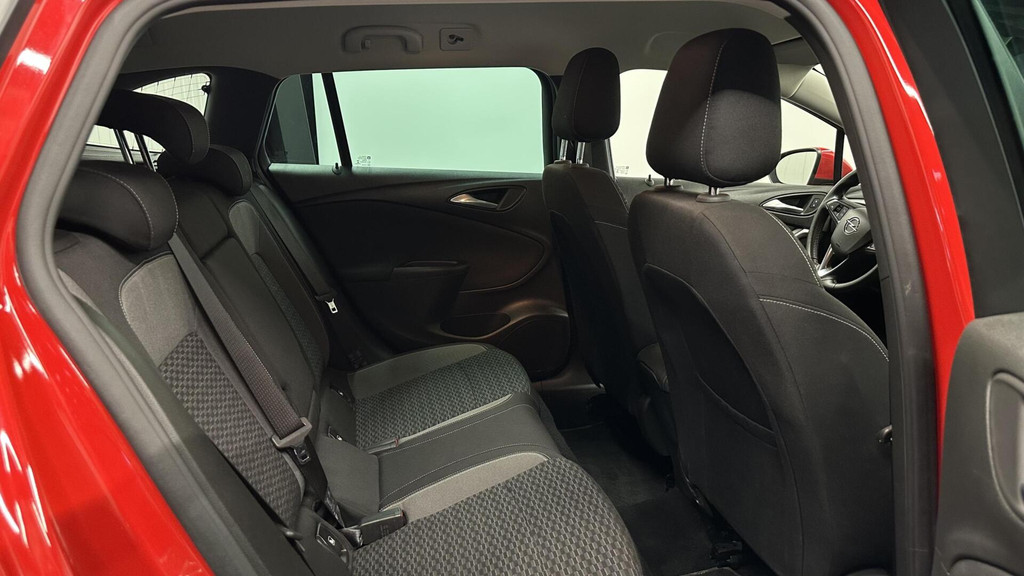 Opel Astra (J819ZZ) met abonnement