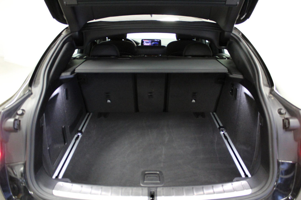 BMW X4 (J870NH) met abonnement