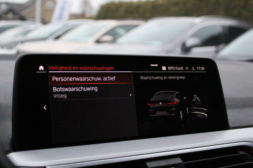 BMW X4 (J870NH) met abonnement