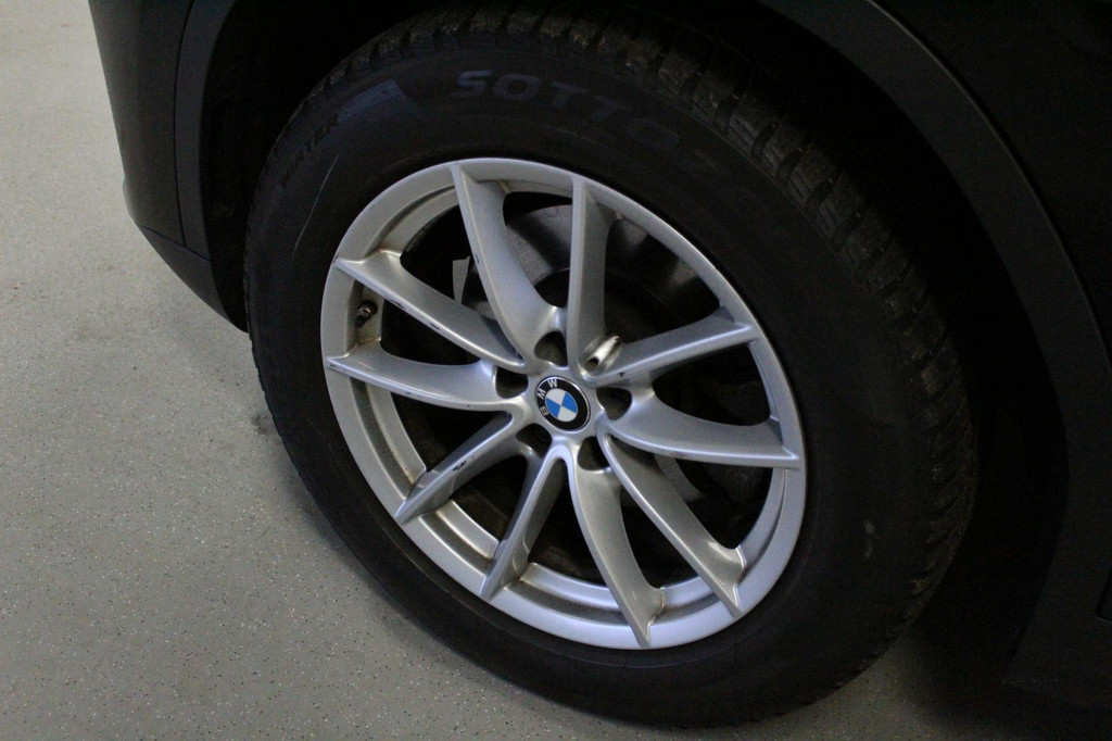 BMW X4 (J870NH) met abonnement