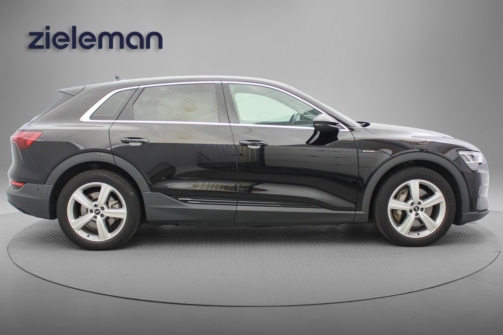 Audi e-tron (P382NT) met abonnement