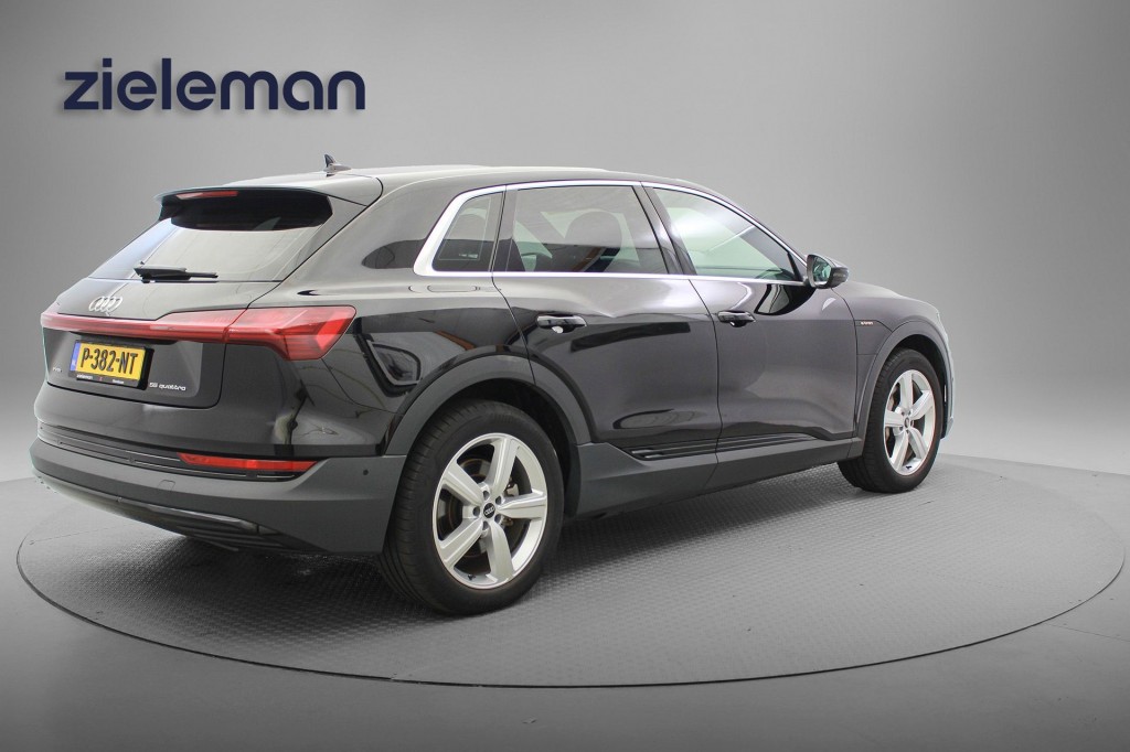 Audi e-tron (P382NT) met abonnement