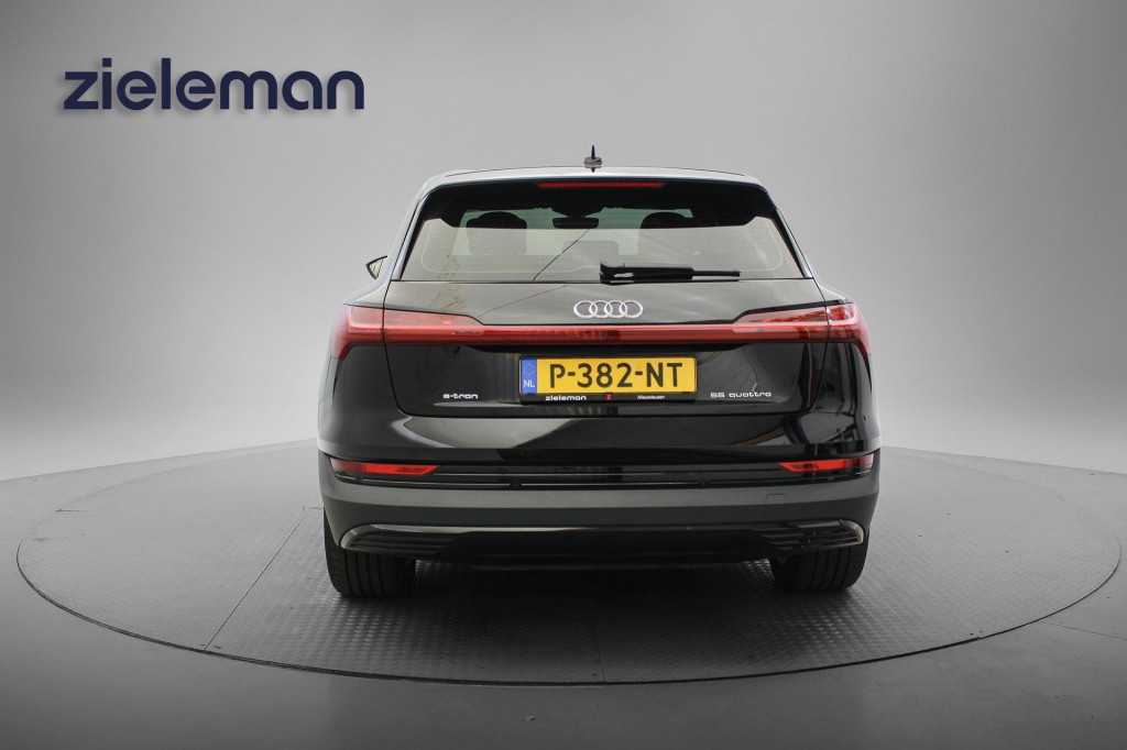 Audi e-tron (P382NT) met abonnement