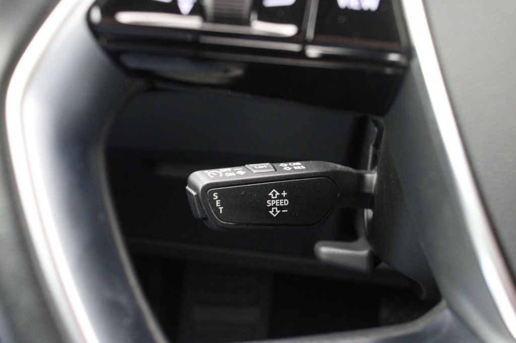 Audi e-tron (P382NT) met abonnement