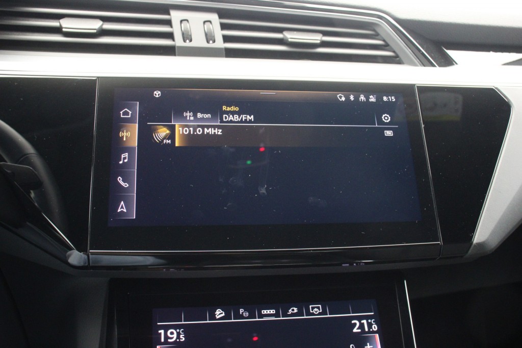 Audi e-tron (P382NT) met abonnement