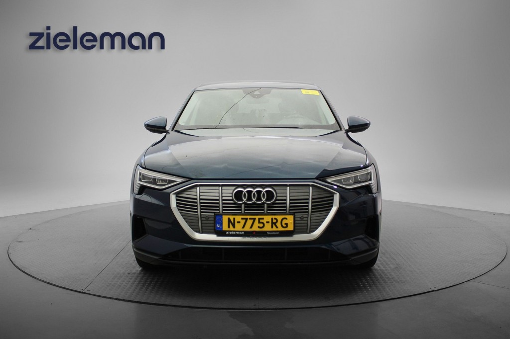 Audi e-tron (N775RG) met abonnement