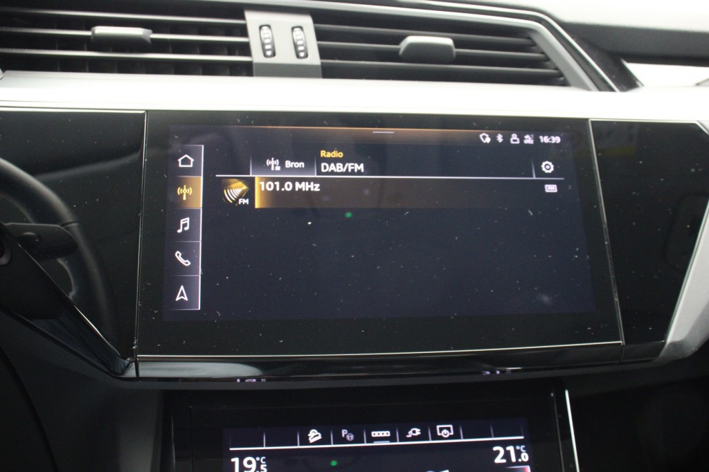 Audi e-tron (N775RG) met abonnement