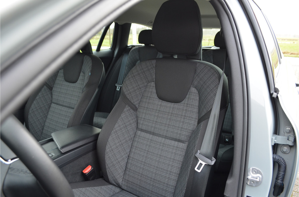 Volvo V60 (X175FH) met abonnement